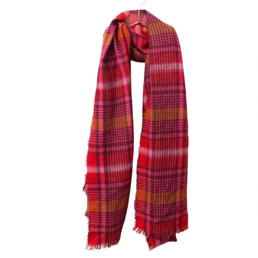 Old Navy plaid blanket